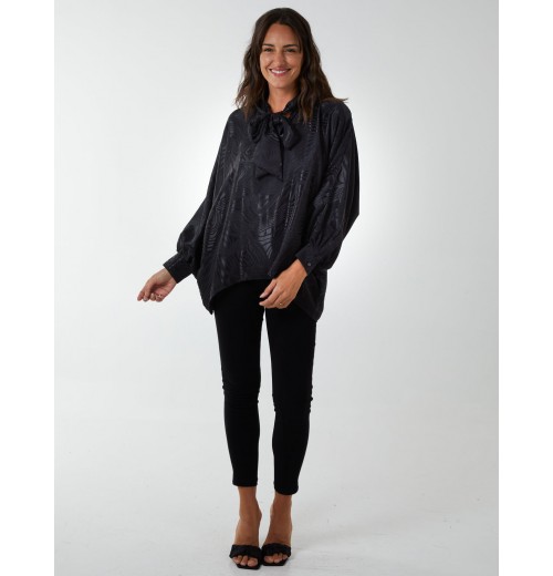 Pussybow Oversized Top Pussybow Oversized Top