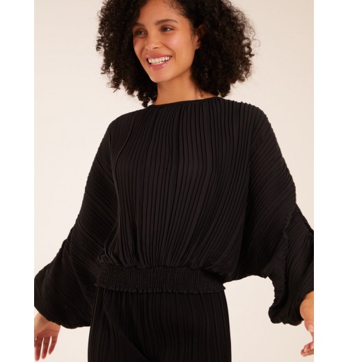 Long Sleeve Pleated Top Long Sleeve Pleated Top