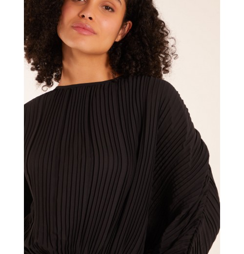 Long Sleeve Pleated Top Long Sleeve Pleated Top