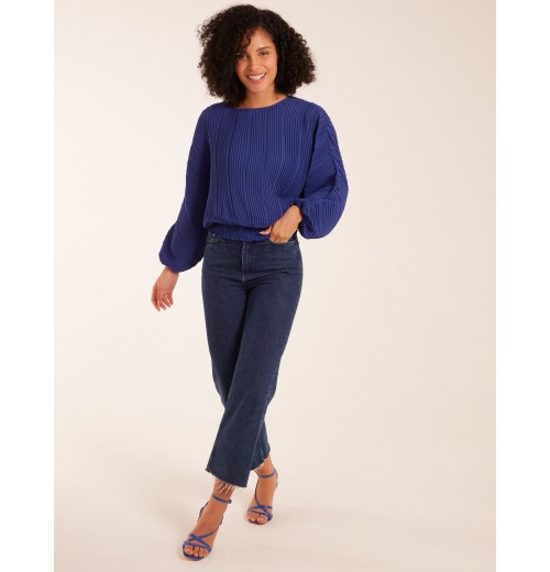 Long Sleeve Pleated Top Long Sleeve Pleated Top